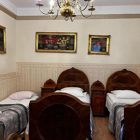 Vavelsky Apartments - Old Town Cracovia Esterno foto