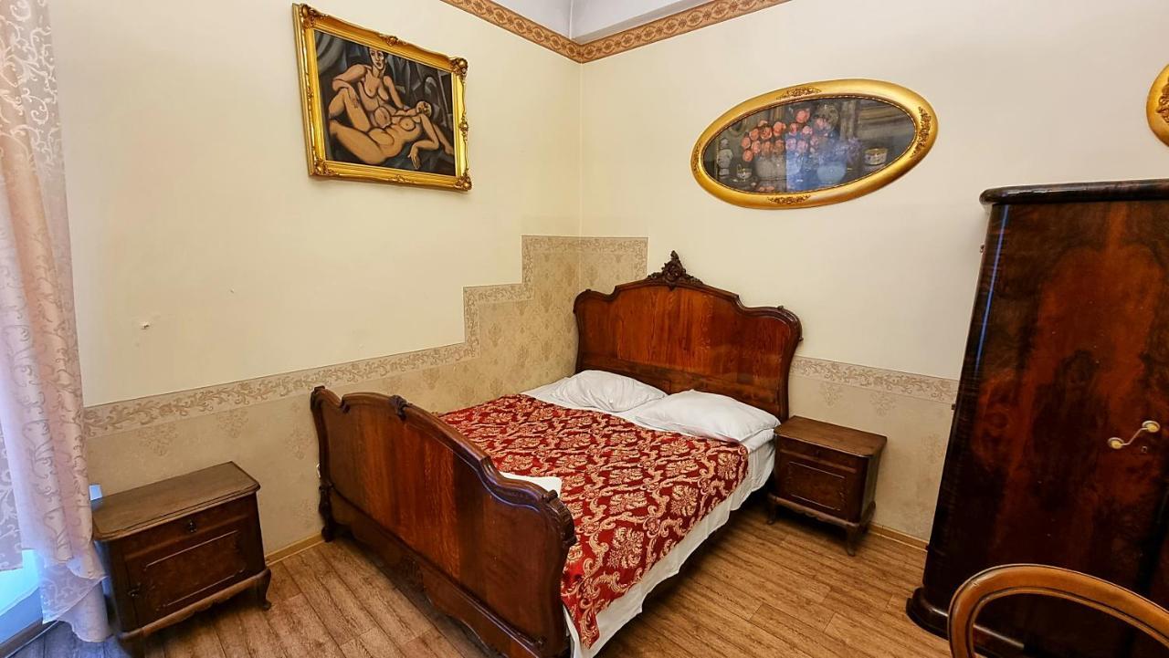 Vavelsky Apartments - Old Town Cracovia Esterno foto