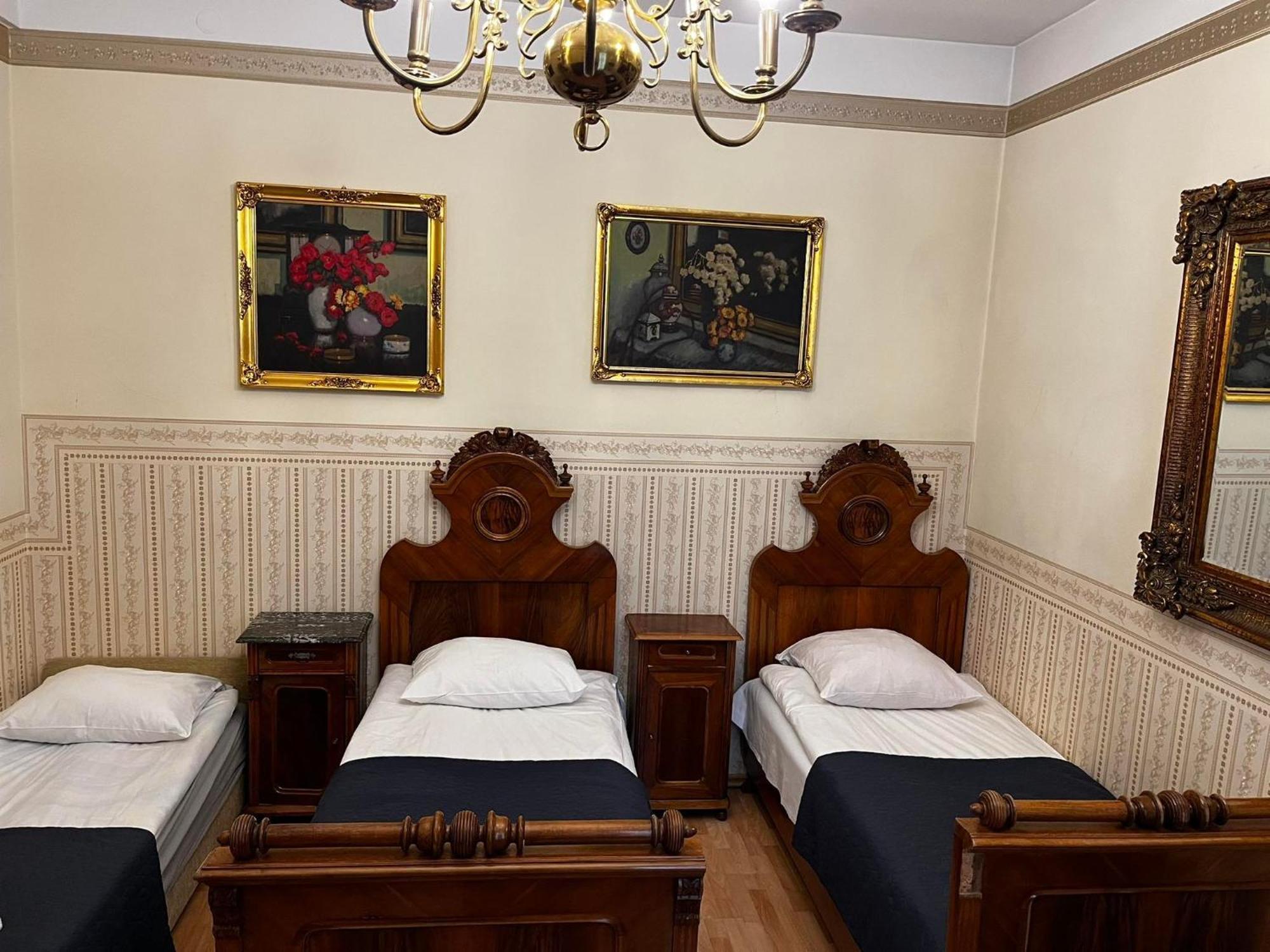 Vavelsky Apartments - Old Town Cracovia Esterno foto