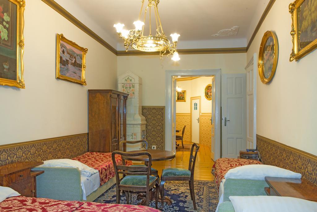 Vavelsky Apartments - Old Town Cracovia Esterno foto