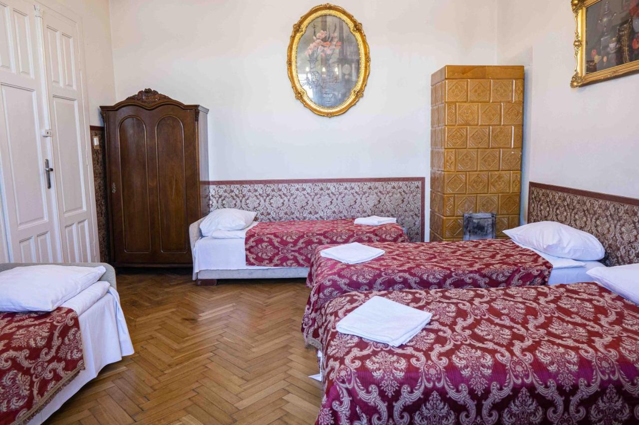 Vavelsky Apartments - Old Town Cracovia Esterno foto