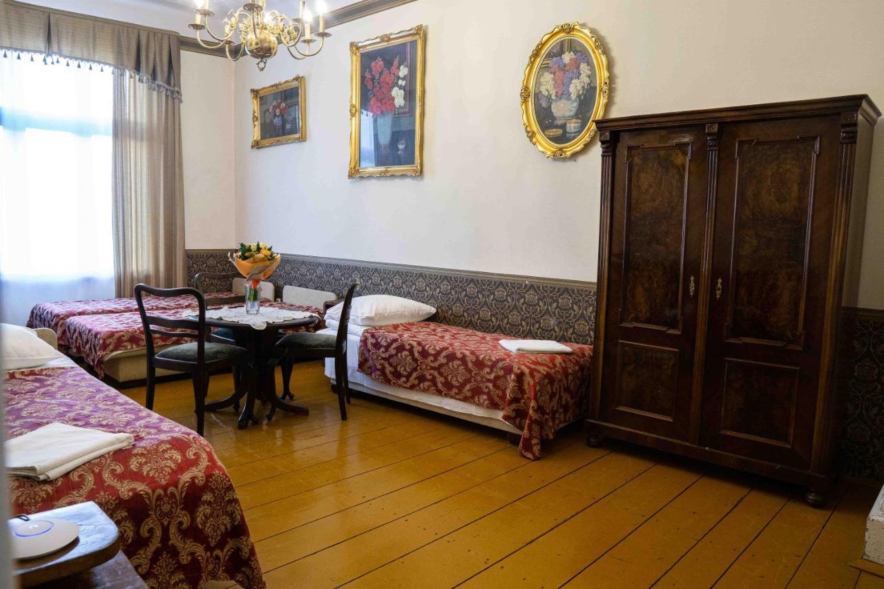 Vavelsky Apartments - Old Town Cracovia Esterno foto